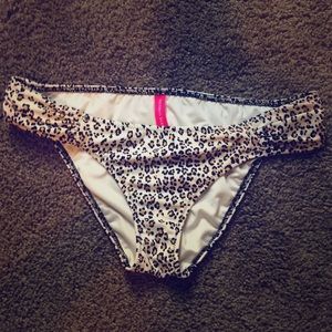 Victoria’s Secret bikini bottom cheetah print